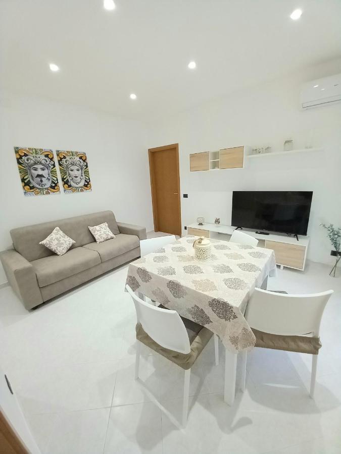 Casa Mary Apartment - Trapani Bagian luar foto